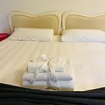 Bed & Bed Peterson Panzió Firenze