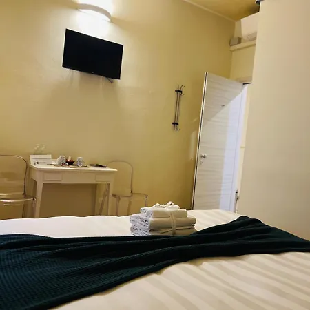Bed & Bed Peterson