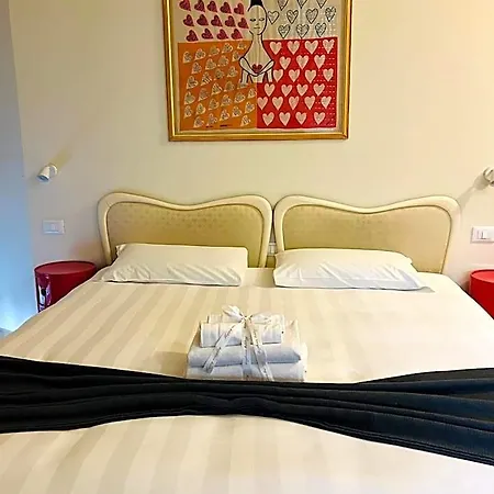 Bed & Bed Peterson Florencie