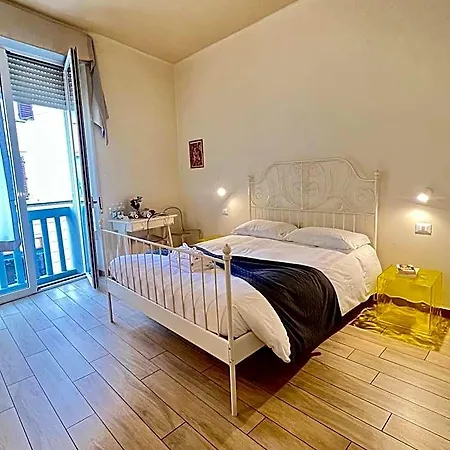 Bed & Bed Peterson 3* Florencie