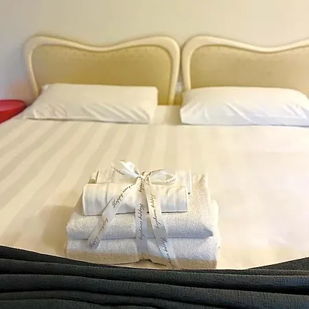 Bed & Bed Peterson 3*