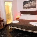 Bed & Bed Peterson Florencie