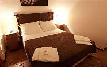 Bed & Bed Peterson Florencja
