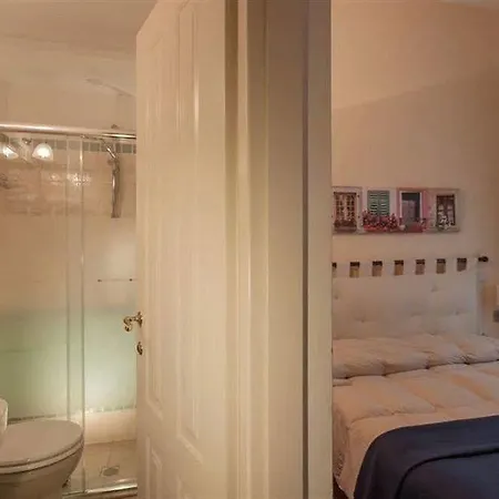 Bed & Bed Peterson Nocleg ze śniadaniem Florencja
