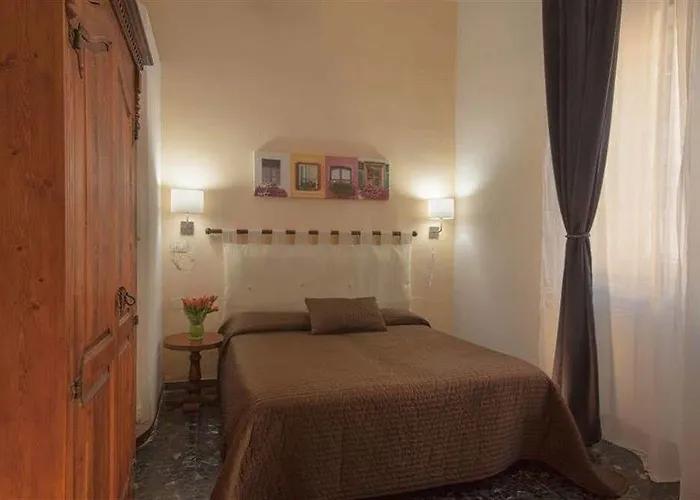 Bed & Bed Peterson 3* Florens